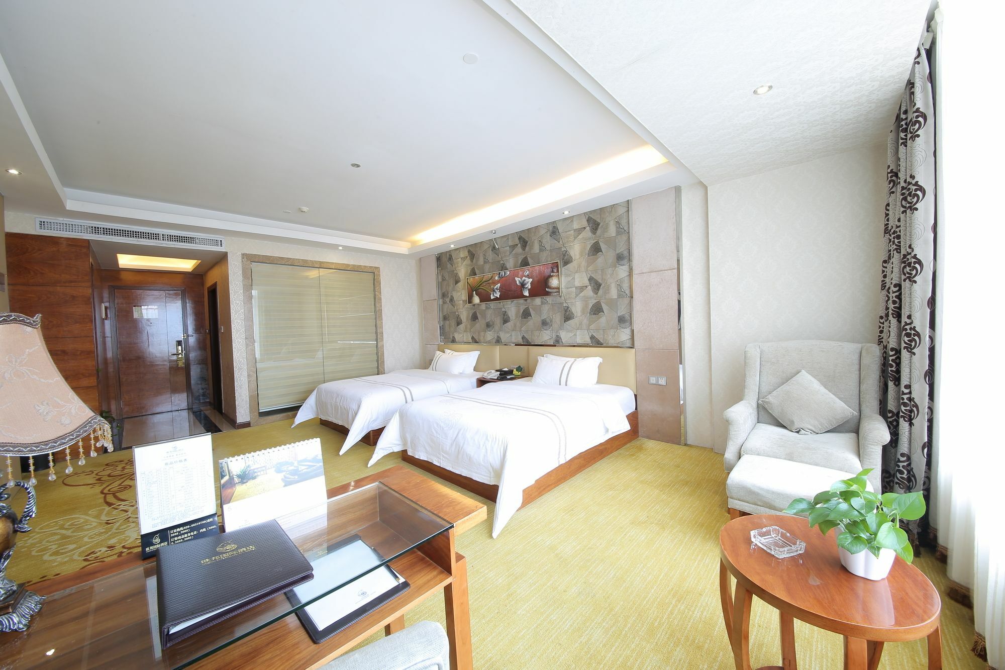 Oubon International Hotel Guangzhou Eksteriør billede